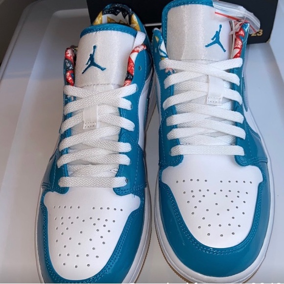 🔥New Air Jordan 1 Low Barcelona GS Men’s size 10 - Picture 12 of 13